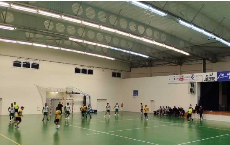 Πήρε το διπλό και βλέπει Ανόρθωση