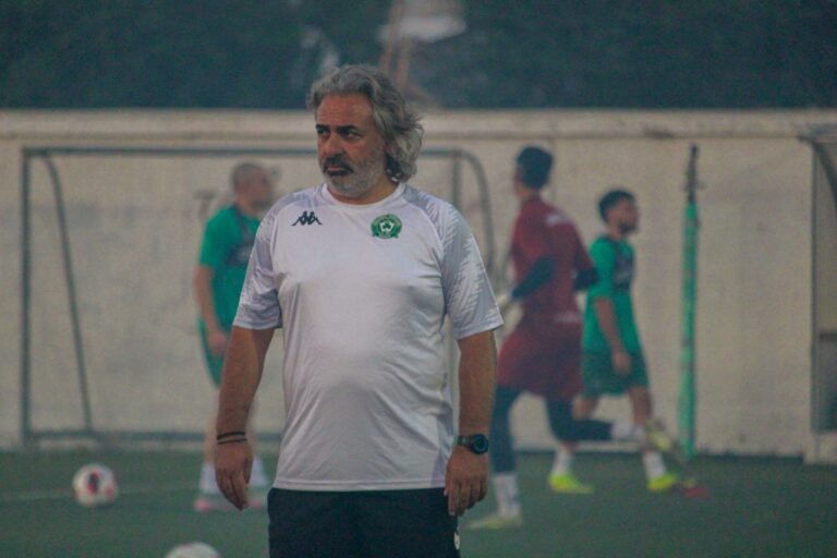 Στο πλευρό του Μπούις ο Άγης Καμένος